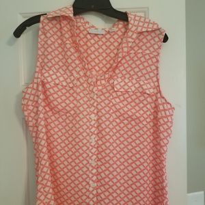 Sleeveless button up New York and Company blouse